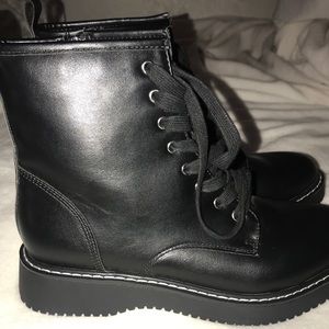 Madden Combat Boots Size 9.5